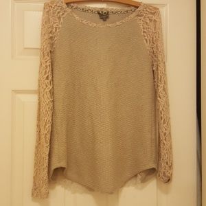 Long sleeved laced top by One September